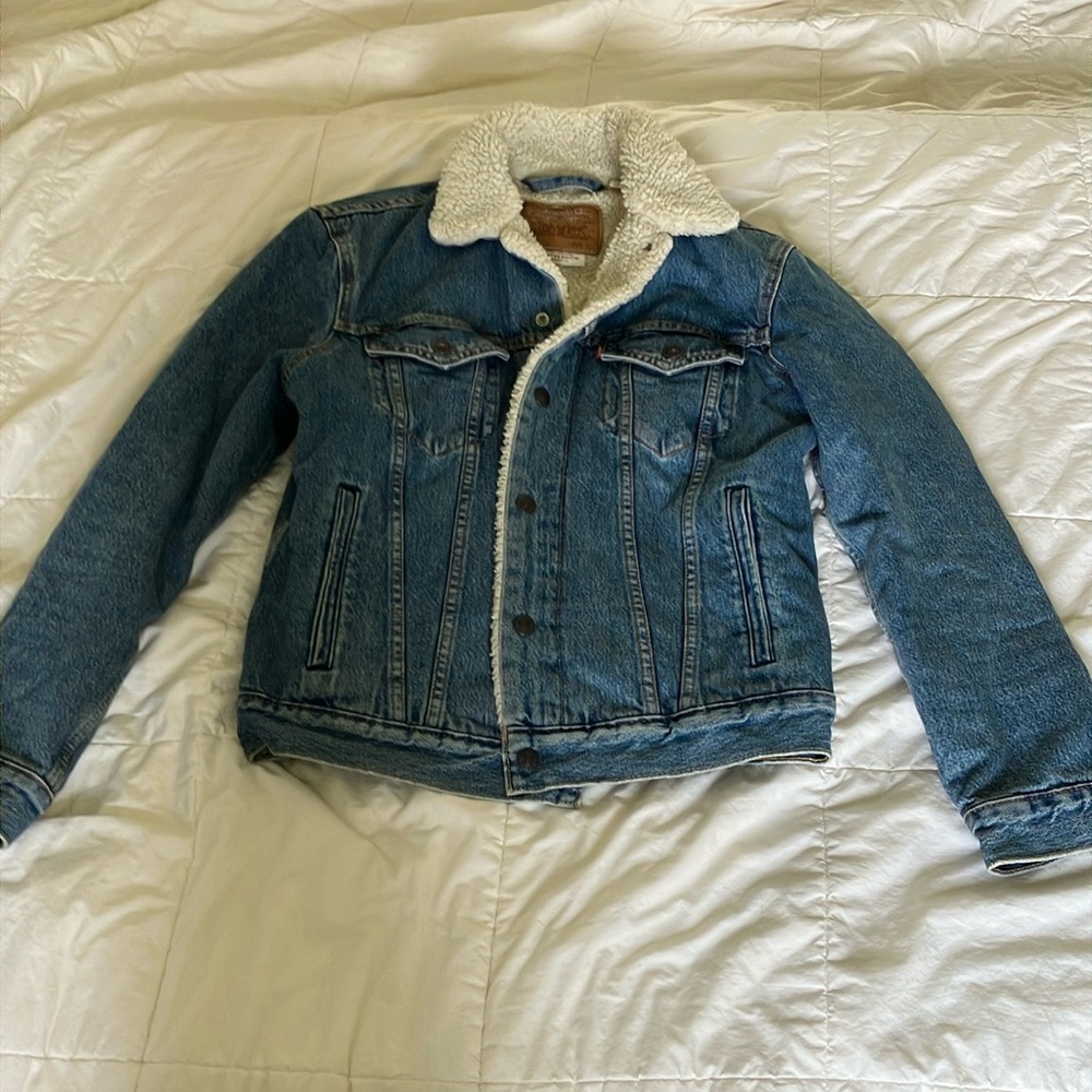 Levi’s shearling trucker Jean jacket